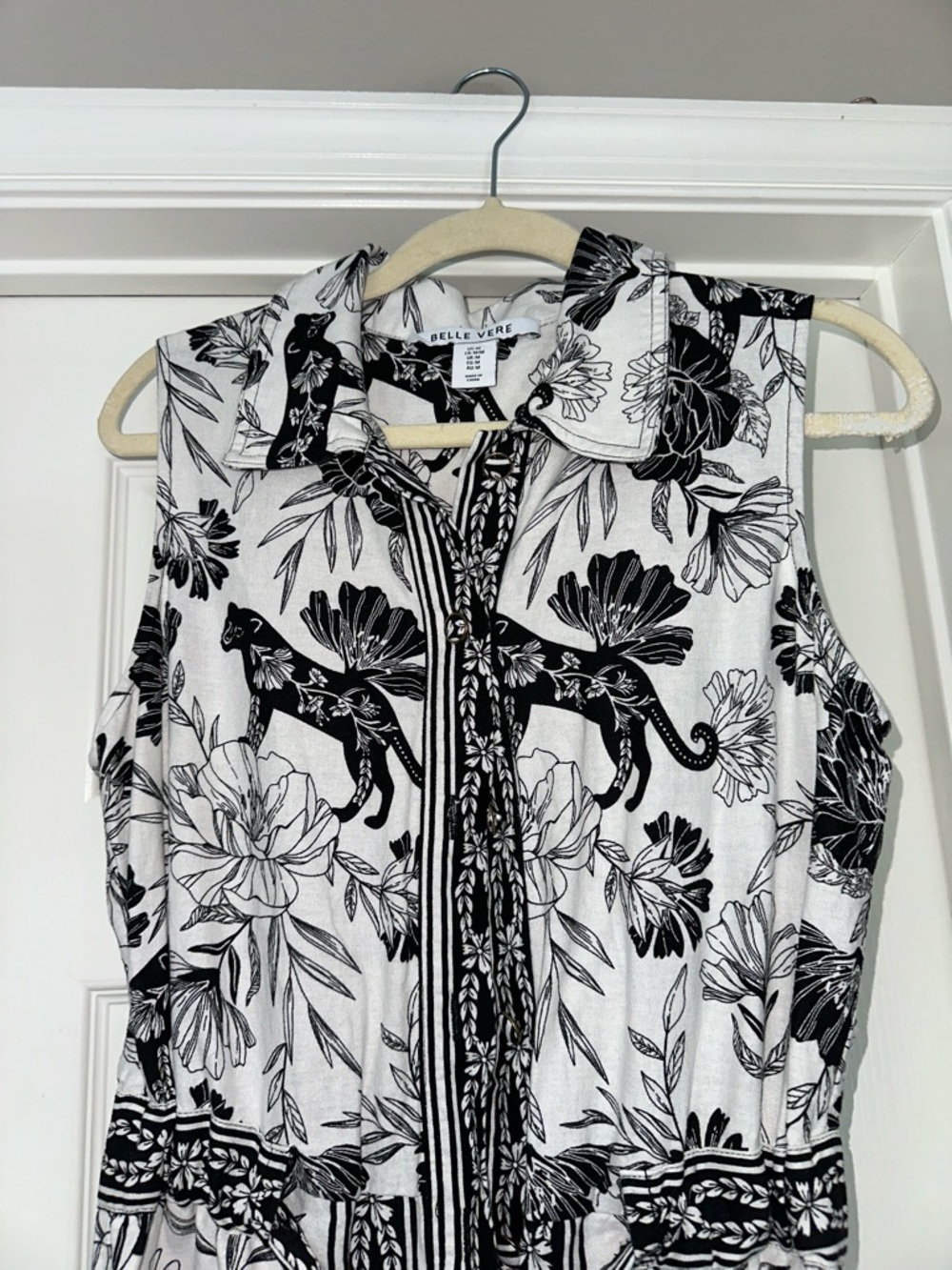 Belle Verne linen blend romper - Picture 2 of 10